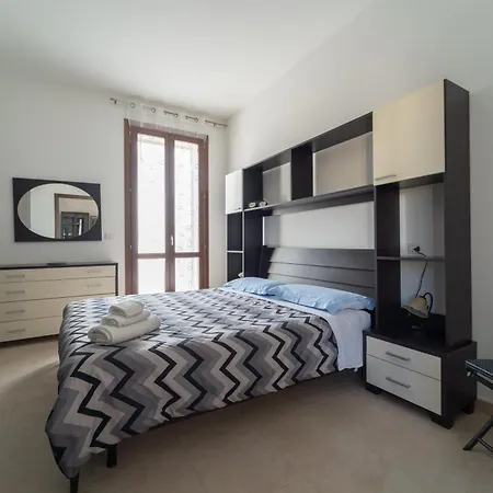 La Corbata Αλγκέρο